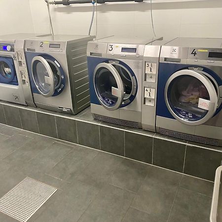 Gruen & Urban - Direkt An Der Therme - 15 Minuten Ins Zentrum Wien Exteriör bild